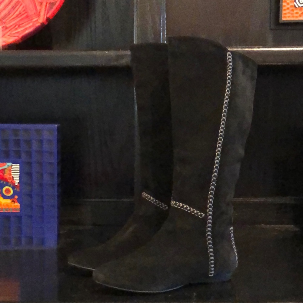 Black Suede Below The Knee Boots By B. Makowsky With Moccasin Style Stitching